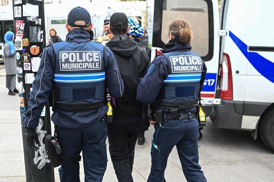 Prancūzijos policininkai.