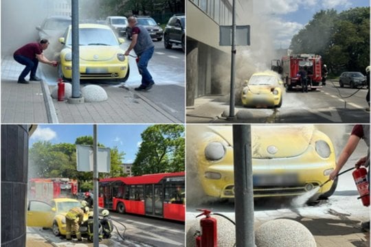  Vilniaus centre užsiliepsnojo automobilis.