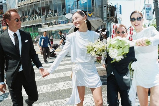  Japonijoje susituokė Marijonas Mikutavičius ir Ieva Daugirdaitė.