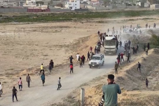 JT skelbia: dėl karinių operacijų Rafoje kone pusė miesto gyventojų – priversti bėgti