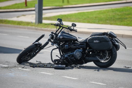 Motociklas „Harley-Davidson“ po avarijos.