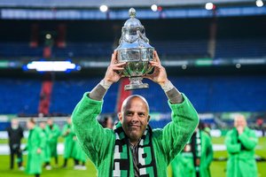 „Liverpool“ oficialiai pristatė naują trenerį