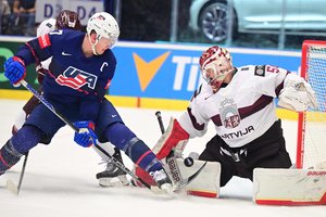 Latvija bandė muštynėmis ir dviem įvarčiais per 16 sek. gelbėtis mače su JAV, tačiau palieka pasaulio ledo ritulio čempionatą