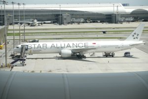 Turbulenciją patyrusio „Singapore Airlines“ lėktuvo nelaimė: 20 juo skridusių asmenų – intensyviosios terapijos skyriuose