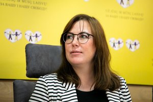 Riaušių byloje liudijusi J. Sejonienė: parlamente pašaliniai asmenys bandė veržtis į Seimo posėdžių salę