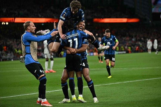  Europos taurės finale „Atalanta“ futbolininkai įveikė šį sezoną nė karto neklupusį „Bayer“