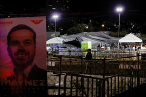 Rinkimų mitingas baigėsi tragedija: Meksikoje sugriuvus scenai žuvo mažiausiai 9 žmonės