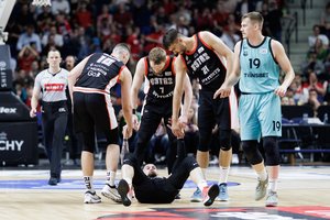 „Ryto“ rūbinėje – tyla ir identiteto paieškos: „Kai užpakaliai dega, tas mygtukas neįsijungs“