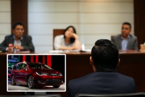 Neįprastas teismo procesas: dėl gauto pranešimo studentė padavė į teismą „Chrysler“