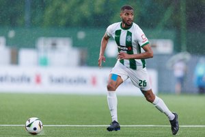 Sunkų kelią profesionalaus futbolo link nuėjęs „Žalgirio“ legionierius prisiminė debiutą prieš K. Mbappe