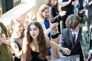 Abiturientams jau skamba paskutinis skambutis: Vilniaus licėjuje – įspūdinga šventė