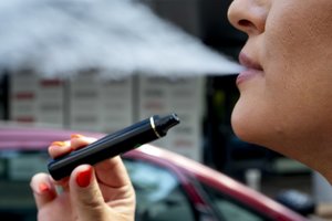 Dešimtyje uostamiesčio mokyklų bus įrengti elektroninių cigarečių detektoriai