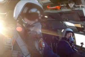 Rusijoje užsidegė bombonešis, kuriuo skrido ir patikimu vadino V. Putinas