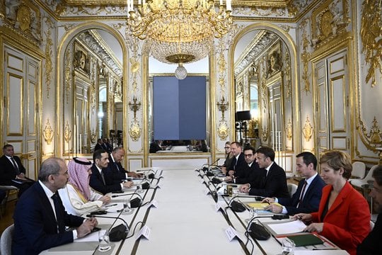 Prancūzijos prezidentas kartu su Arabų šalių ministrais aptarė karą Gazos Ruože