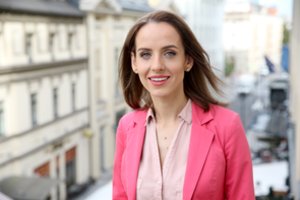 Mitybos specialistė įvardija tris klaidas, kurias darome rinkdamiesi desertą ir dalijasi naminio šokolado receptu