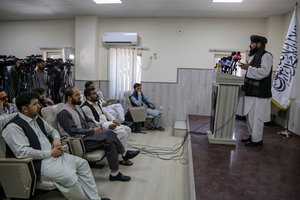 Rusija išbrauks Talibaną iš draudžiamų teroristinių organizacijų sąrašo