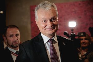 G. Nausėda tikina: į kariuomenės vado poziciją yra keturi potencialūs kandidatai