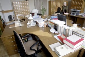 Lietuvių tautosakos institutas kreipiasi į valstybės vadovus: prašo stabdyti ŠMSM savivalę