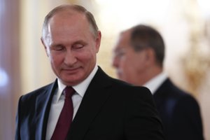 Per V. Putino valdymą to dar nebuvo: Rusijoje – nemalonus siurprizas „grietinėlei“ ir oligarchams