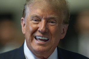 Tęsiantis rinkimų kampanijai – skambūs D. Trumpo pareiškimai: prabilo apie Maskvos ir Pekino bombardavimą