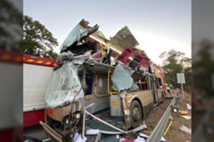 Pakistane per autobuso avariją žuvo mažiausiai 29 žmonės