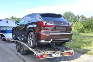 Pasieniečiai sulaikė ką tik Vokietijoje pavogtą prabangų visureigį