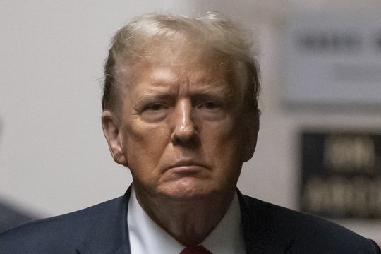 Baudžiamajame procese prieš D. Trumpą prisiekusieji pradeda svarstymus