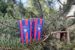 Tvarumo link juda ir futbolo klubai: kai kuriose rungtynėse vienkartinių gėrimų pakuočių nebepamatysite