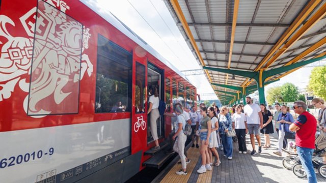 Lietuvos geležinkelių bilietų akcija pasiteisino: netikėta nuolaida paskatino žmones planuoti keliones