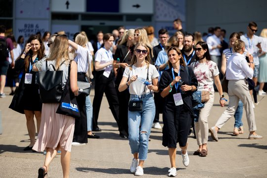 Prasidėjo dvi dienas truksiantis didžiausias Baltijos šalyse inovacijų festivalis LOGIN.<br>T.Bauro nuotr.