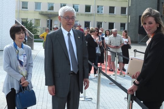 Nuo gegužės 31 d. lankytojai kviečiami ne tik aplankyti parodą „ICON – O – STASYS“, bet ir patyrinėti monumentalią, tačiau minimalistinę naujojo muziejaus architektūrą.<br>A.Švelnos nuotr.