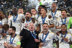 Prieš savo žaidėjus kepurę nukėlęs C. Ancelotti: „Atrodo, kad tai yra sapnas, bet tai iš tikrųjų yra realybė“