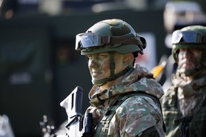 Vyriausybė pritarė Valstybės gynybos fondo įkūrimui: tam dar turės pritarti Seimas