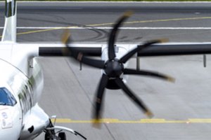 Šiemet oro linijos perveš beveik 5 mlrd. keleivių, o pajamos priartės prie 1 trln. dolerių