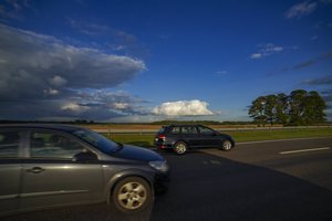 Vairuotojai turi likti budrūs: 35 proc. avarijų gegužę įvyko dėl vienos priežasties