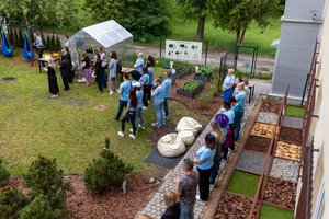 Atvertas pirmasis sensorinis sodas autistiškiems vaikams: jį globos Vilniaus mero žmona