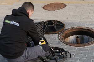 Gera žinia daugiabučių gyventojams – turėtų gerokai mažėti avarijų nuotekų tinkluose