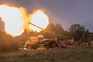 Įvertino Rusijos ir Vakarų amunicijos gamybos kainas bei tempus: skaičiai verčia sunerimti