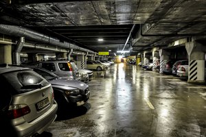 Už savavališkai užimtą privačią automobilio parkavimo vietą siūloma bausti iki 90 eurų bauda