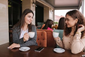 Vienišumo epidemija: psichiatras įspėja, kuo gresia apleisti ryšiai su draugais