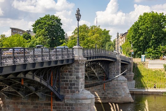 Baigtas tvarkyti Žvėryno tiltas – pranešė, kurio kito Vilniaus tilto imsis ir kam draus eismą