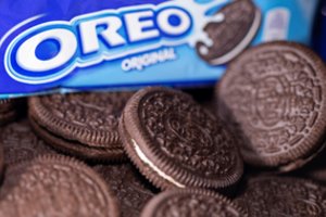 Teks sukti galvą, kur dėti beveik 3 tūkst. kilogramų saldainių: įkliuvo dėl prekės ženklo, klaidinančiai panašaus į „Oreo“