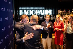 Demokratų štabe – V. Sinkevičiaus užuominos dėl Seimo rinkimų ir N. Jagelavičienės vizitas