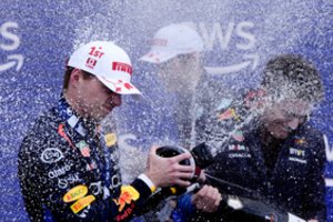 Šlapios „Formulės 1“ lenktynės Kanadoje – avarijos, „Ferrari“ fiasko ir M. Verstappeno pergalė