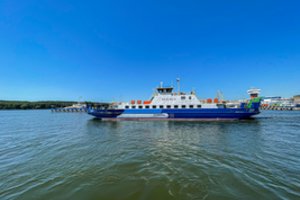 „Smiltynės perkėla“ keičia paslaugų kainas: kiek teks mokėti ir kaip išvengti eilių