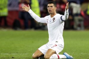 Didysis Cristiano Ronaldo klausimas „Euro 2024“ arenoje: treneris vis kartoja – „nėra problemų“