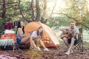 Vasaros pramogos: įvardino, ko nevalia pamiršti leidžiantis į žygį su vaikais