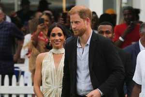 Meghan Markle ir princui Harry – smūgis iš karališkosios šeimos: koją pakišo pykčiai su karaliumi?