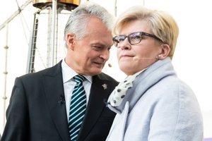 Po žinios apie M. Navickienės atsistatydinimą ketvirtadienio rytą susitiks G. Nausėda ir I. Šimonytė