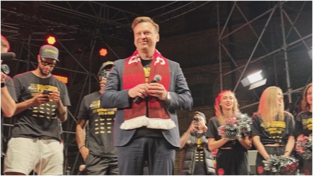 Pergalę nuskynusio „Ryto“ pasveikinti atvyko ir Vilniaus meras: suskambėjo pažadas dėl Nacionalinio stadiono